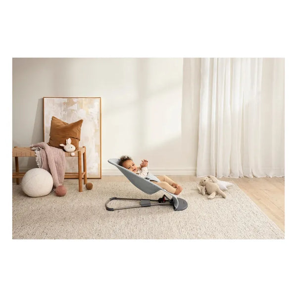 BabyBjörn Bliss, Gewebt, Hellgrau