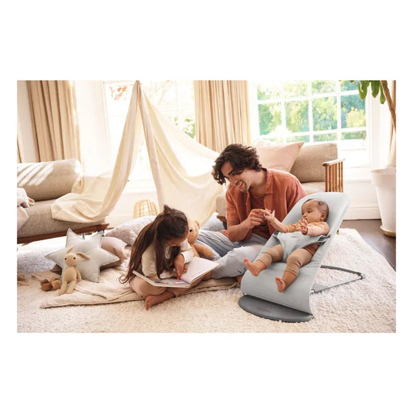 BabyBjörn Bliss, Gewebt, Hellgrau