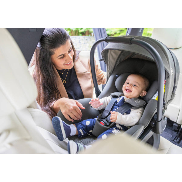 Joie Signature i-Level Pro i-Size Babyschale Eclipse