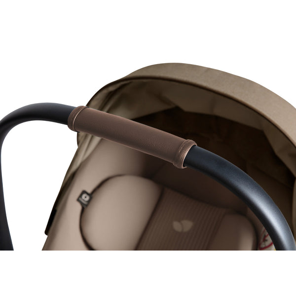 Joie Signature i-Level Pro i-Size Babyschale Sandstone