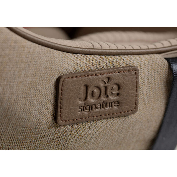 Joie Signature i-Level Pro i-Size Babyschale Sandstone