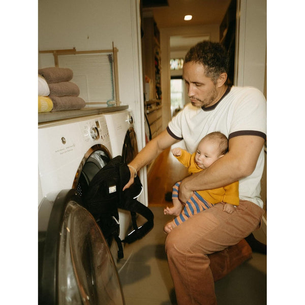 Omni Deluxe Babytrage Onyx Black Mesh