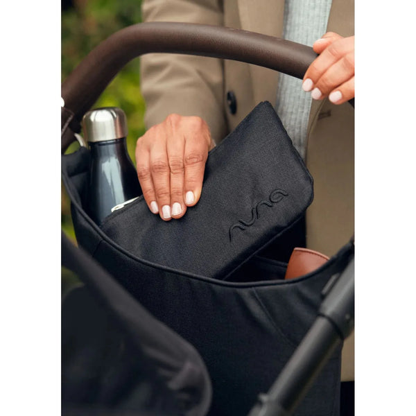 Nuna Organizer Caviar