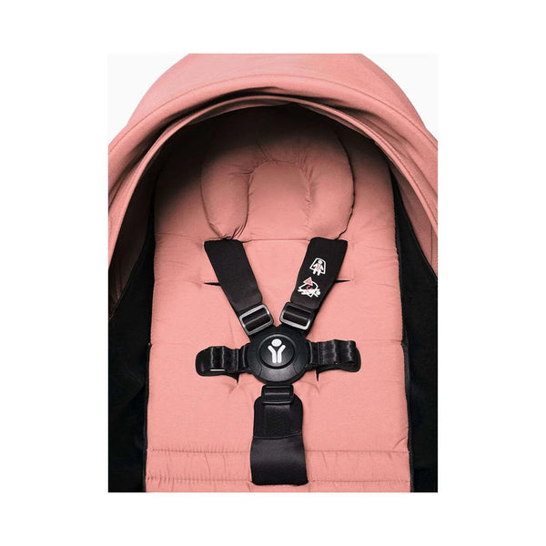 Stokke® YOYO³ Black / Ginger + Stokke Newborn Pack 0+