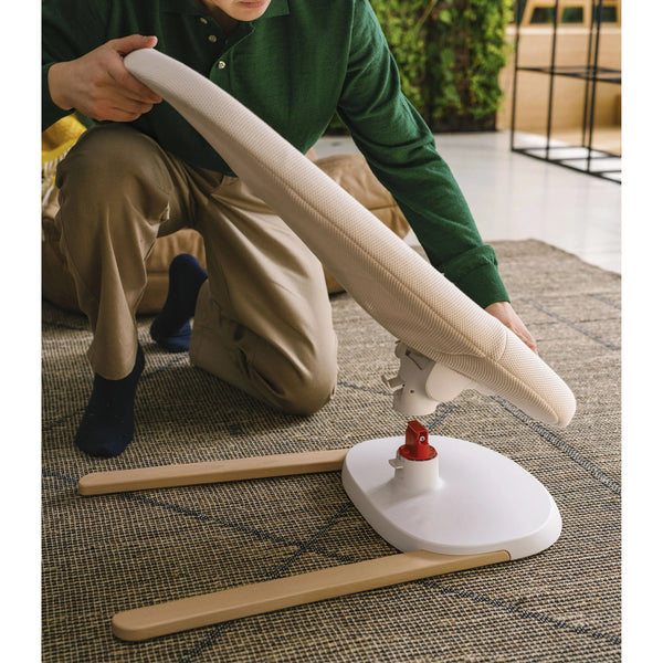 Stokke® Yoga™ Babywippe & Babyschaukel