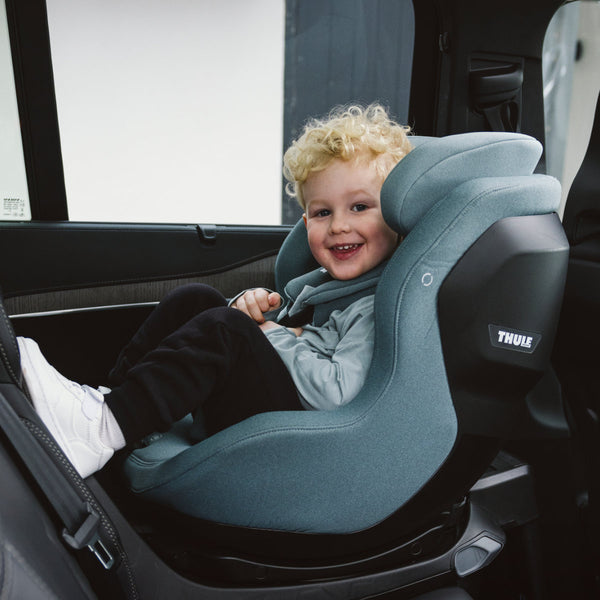 Thule Elm i-Size Kindersitz Light Grey