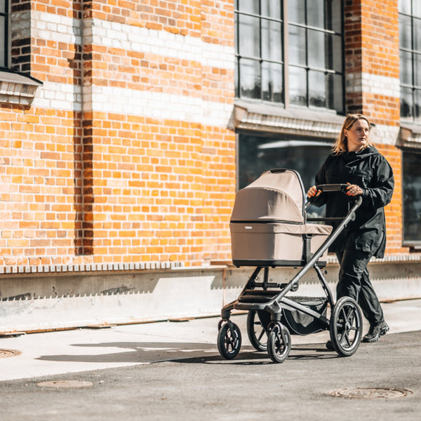 Thule Urban Glide 4 Black Tinted Taupe