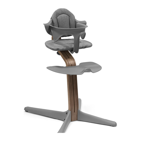 Stokke® Nomi® Stuhl Walnuss / Grey + Babyset gratis