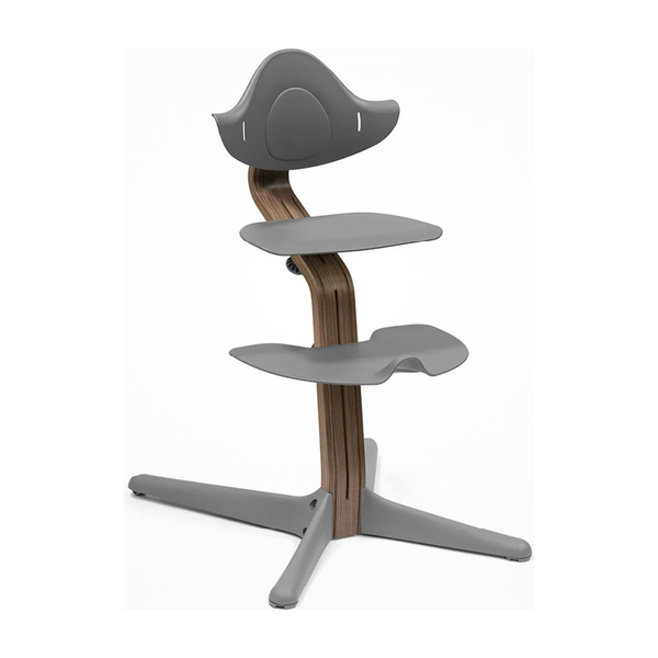 Stokke® Nomi® Stuhl Walnuss / Grey + Babyset gratis