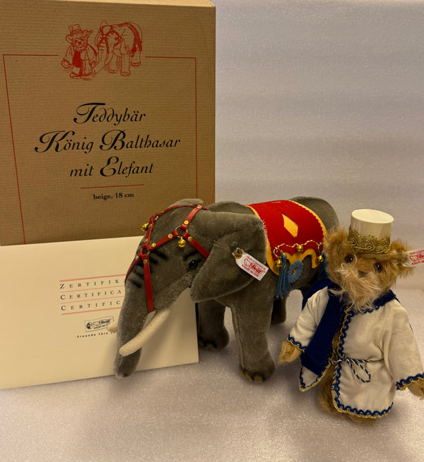 Steiff Teddybär King Balthazar with an elephant