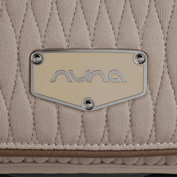 Nuna Arra™ Flex Cosmopolitan