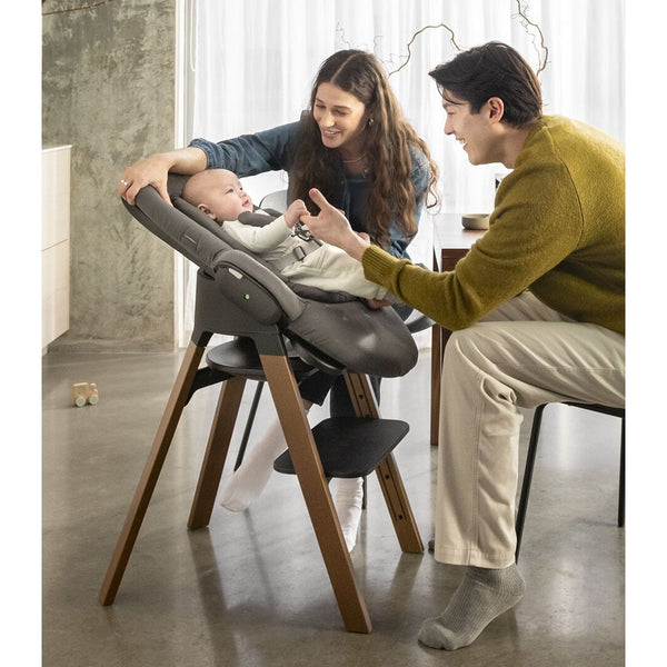 Stokke® Steps™ Stuhl Black / Golden Brown